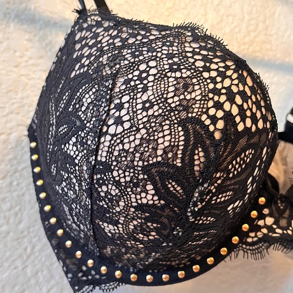 VS Very Sexy Lace Push Up - Picture 2 of 4